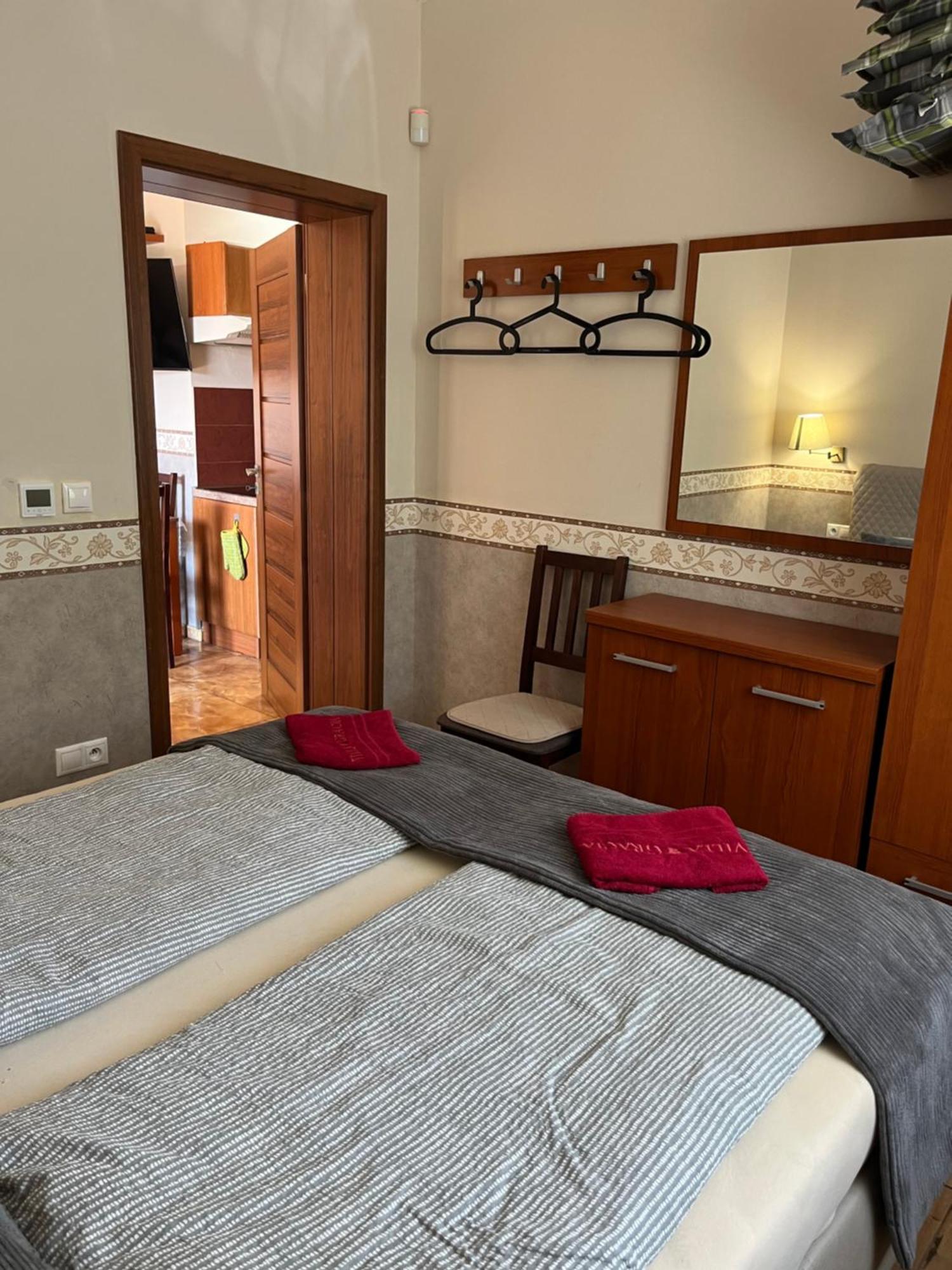 Villa Gracia Patince Esterno foto