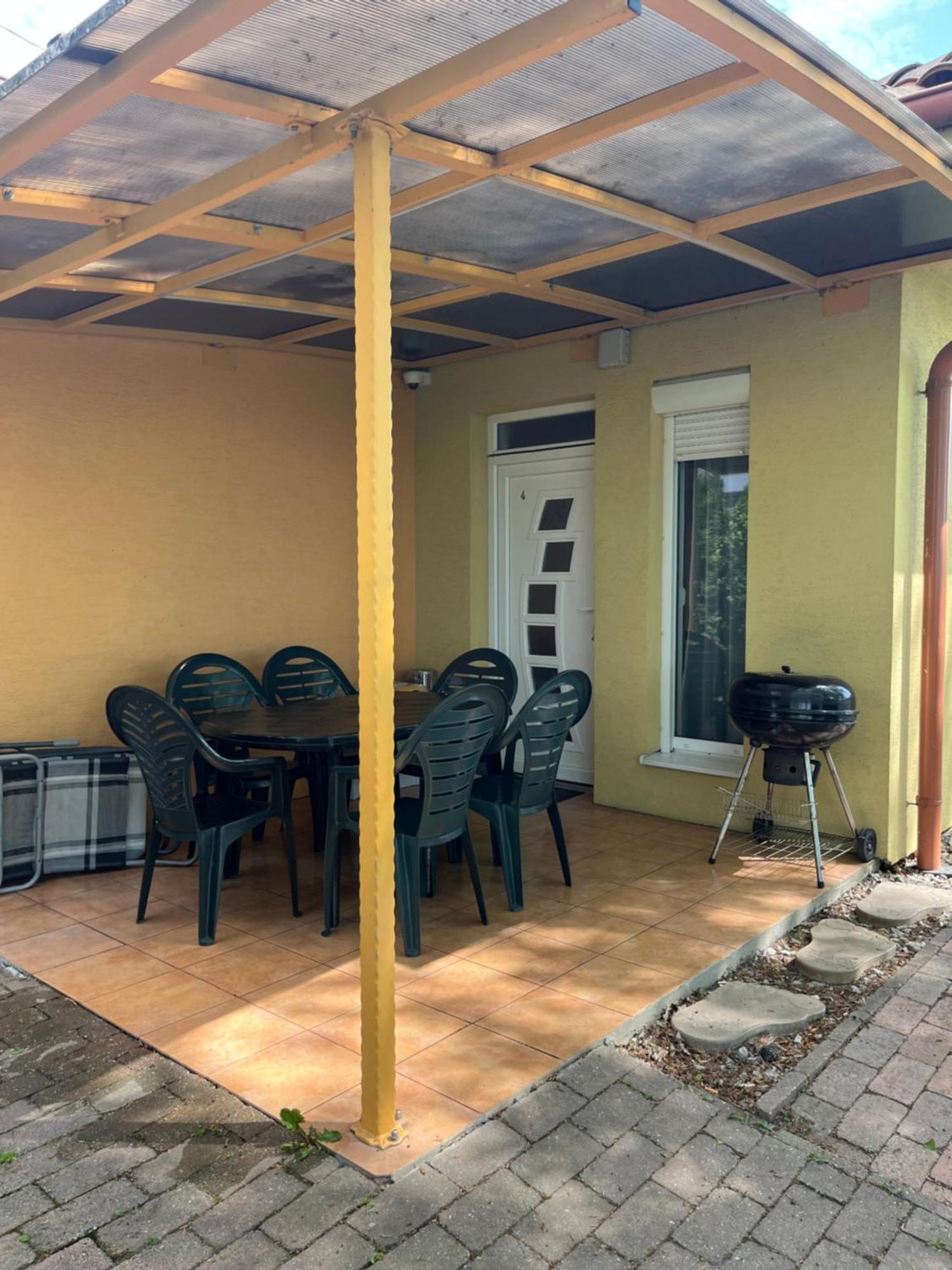 Villa Gracia Patince Esterno foto