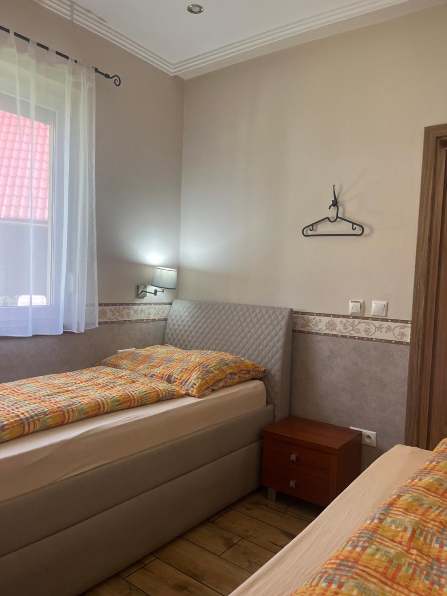 Villa Gracia Patince Esterno foto