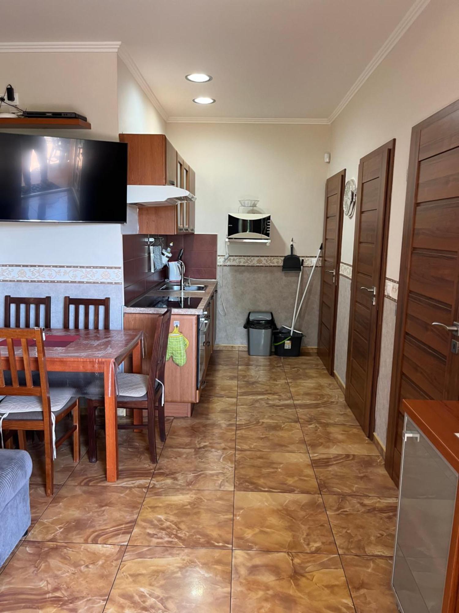 Villa Gracia Patince Esterno foto