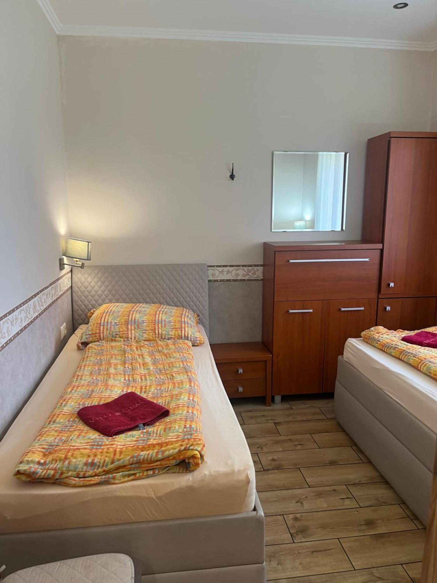 Villa Gracia Patince Esterno foto
